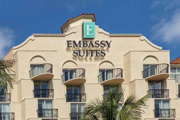 Embassy Suites By Hilton Hotel Miami - International Airport image 3
